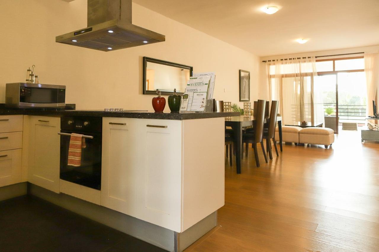 Sybaris Suites & Residences Juan Dolio Esterno foto